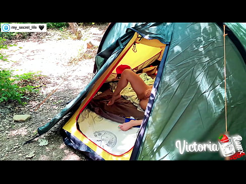❤️ Nakuha sa camera Madamdaming haltak off Stranger in a tent ☑ sluts sa amin